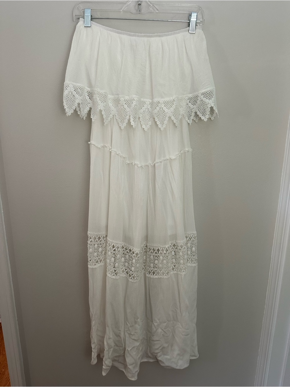Davi & Dani Strapless Maxi Dress White Small EUC